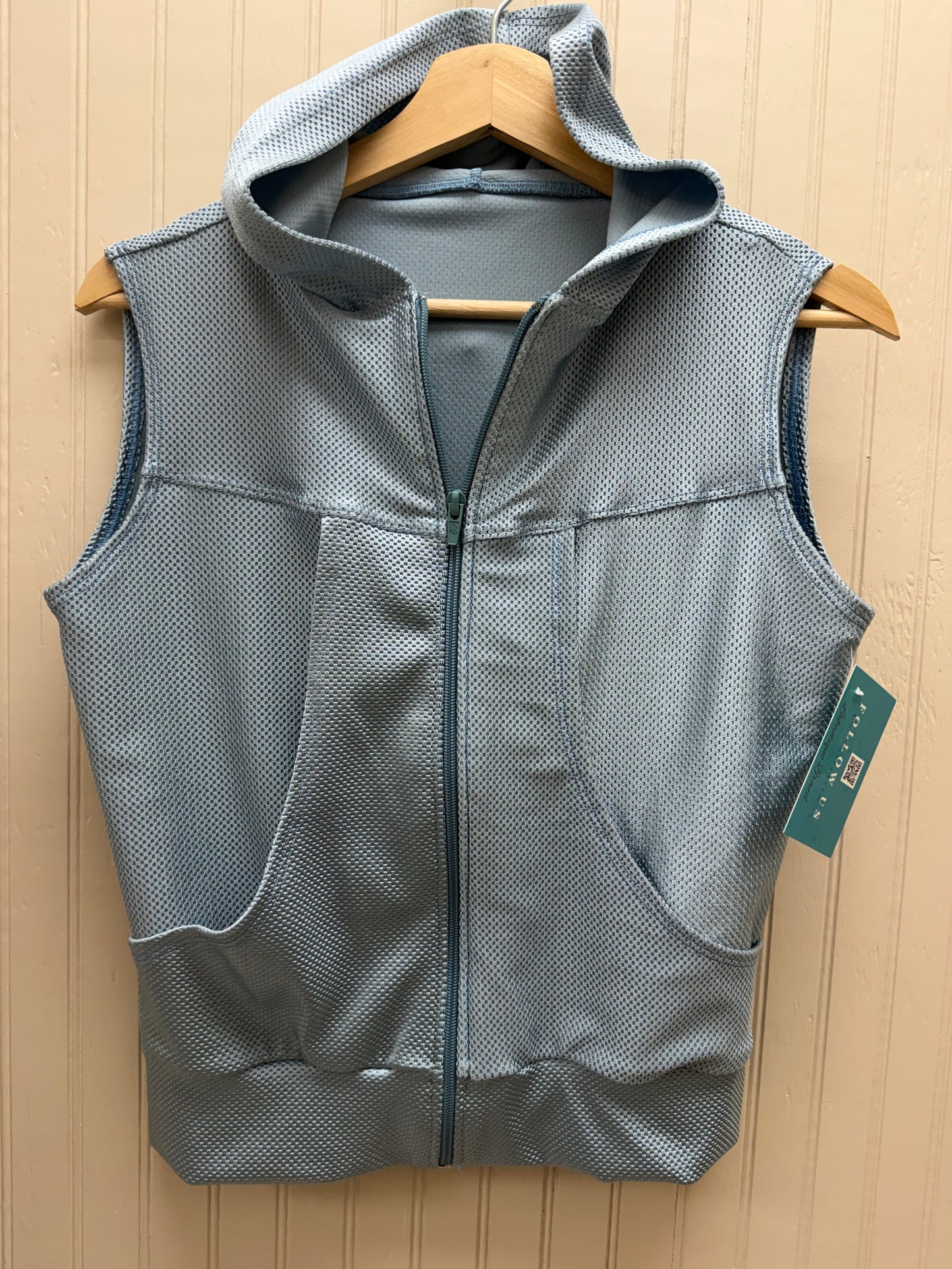 Sleeveless zip-up athletic Mesh Hoodie