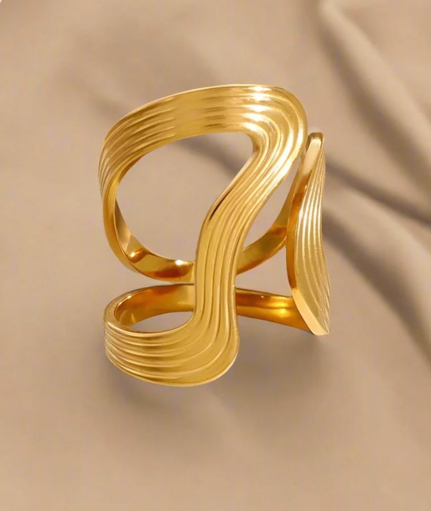 WAVE RING