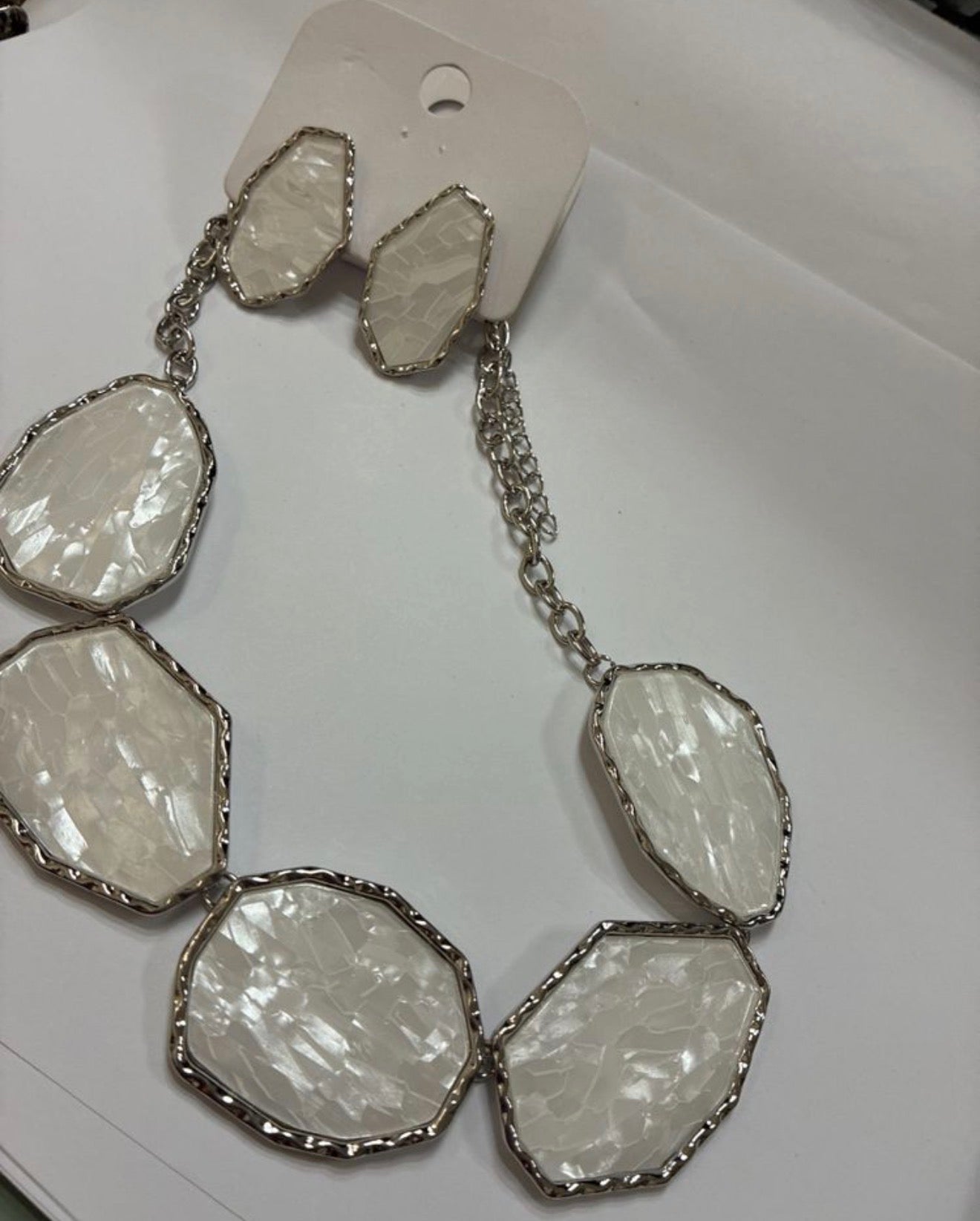 Organic Necklace set - Mother of pearl