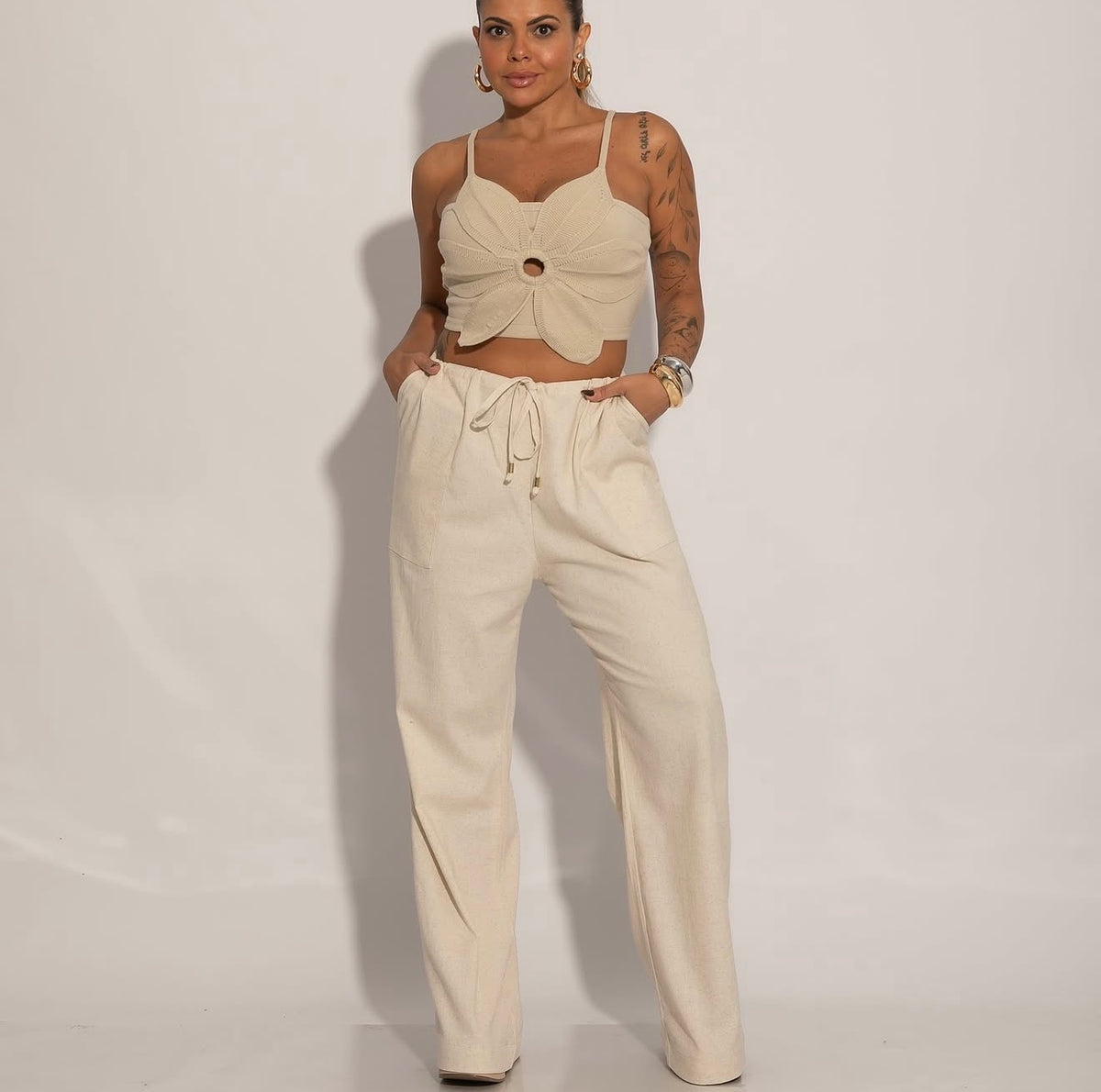 Amaryllis Flower Cropped Top