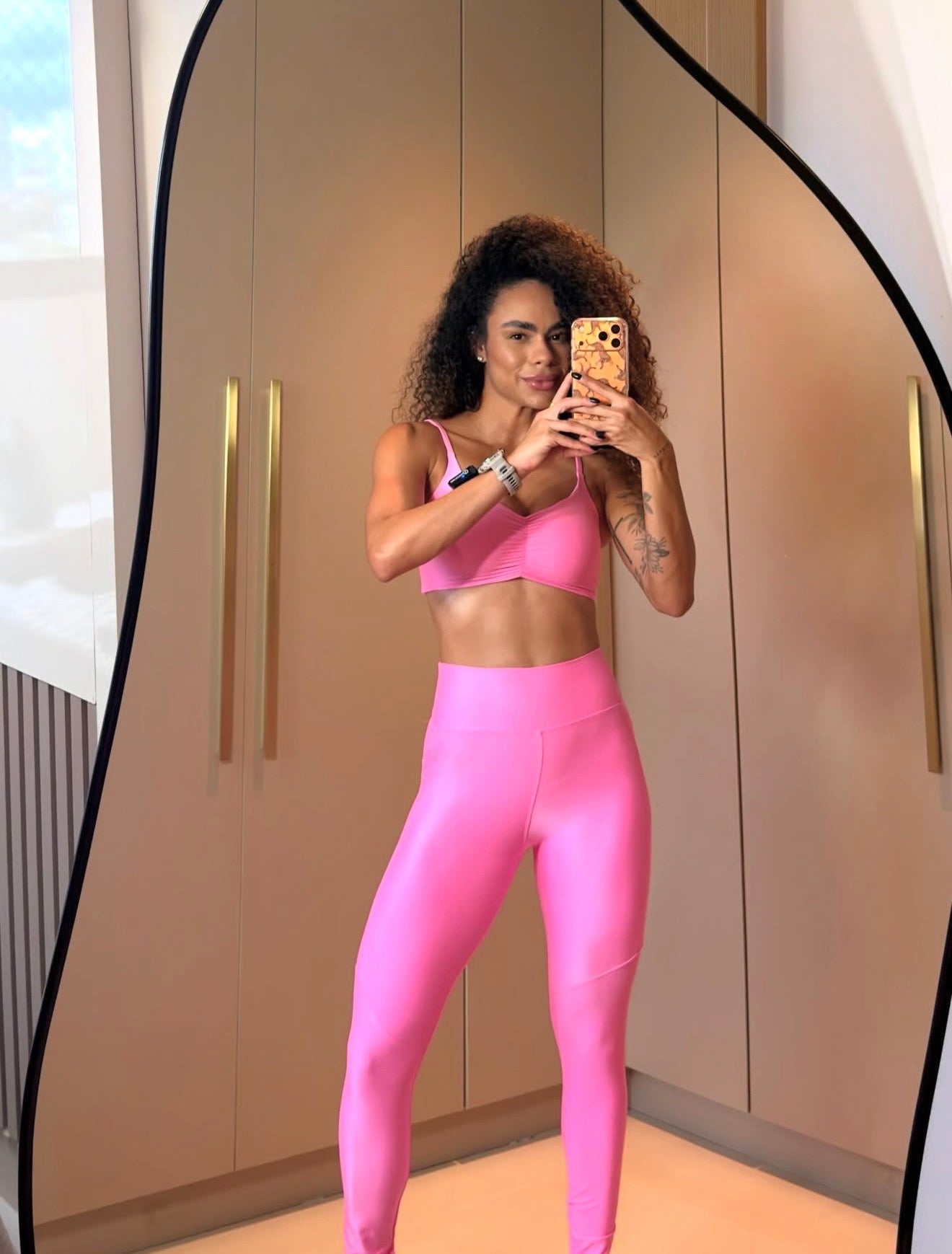 High-waisted pocket fitness pants