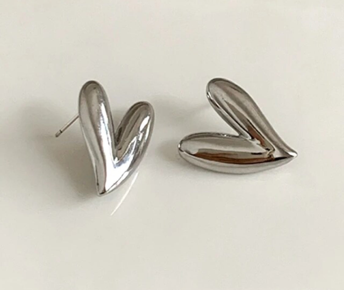 Heart Design Stud Earrings