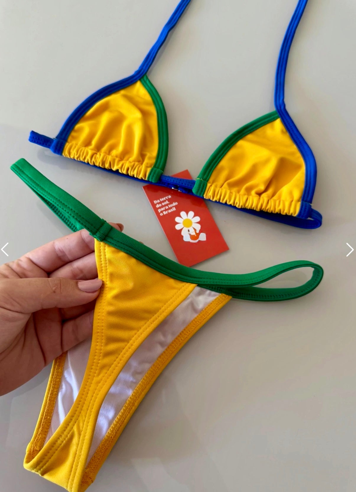Ela é brasileira