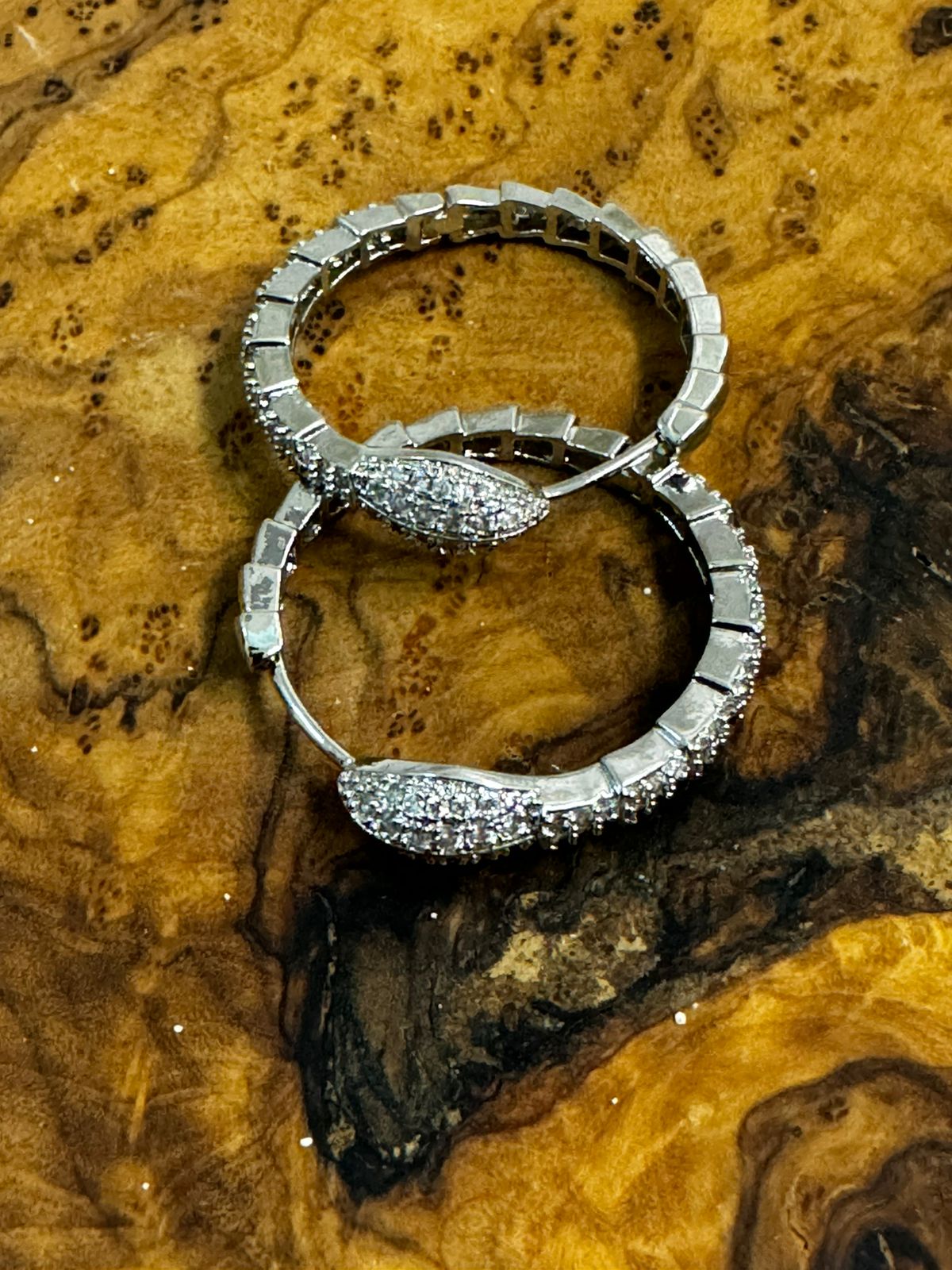 SERPENTI CZ MEDIUM HOOP