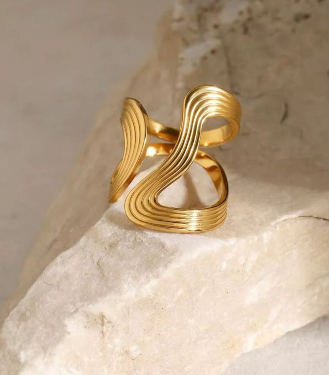 Elegant Wave Design Gold Plated Color Metal Statement Ring