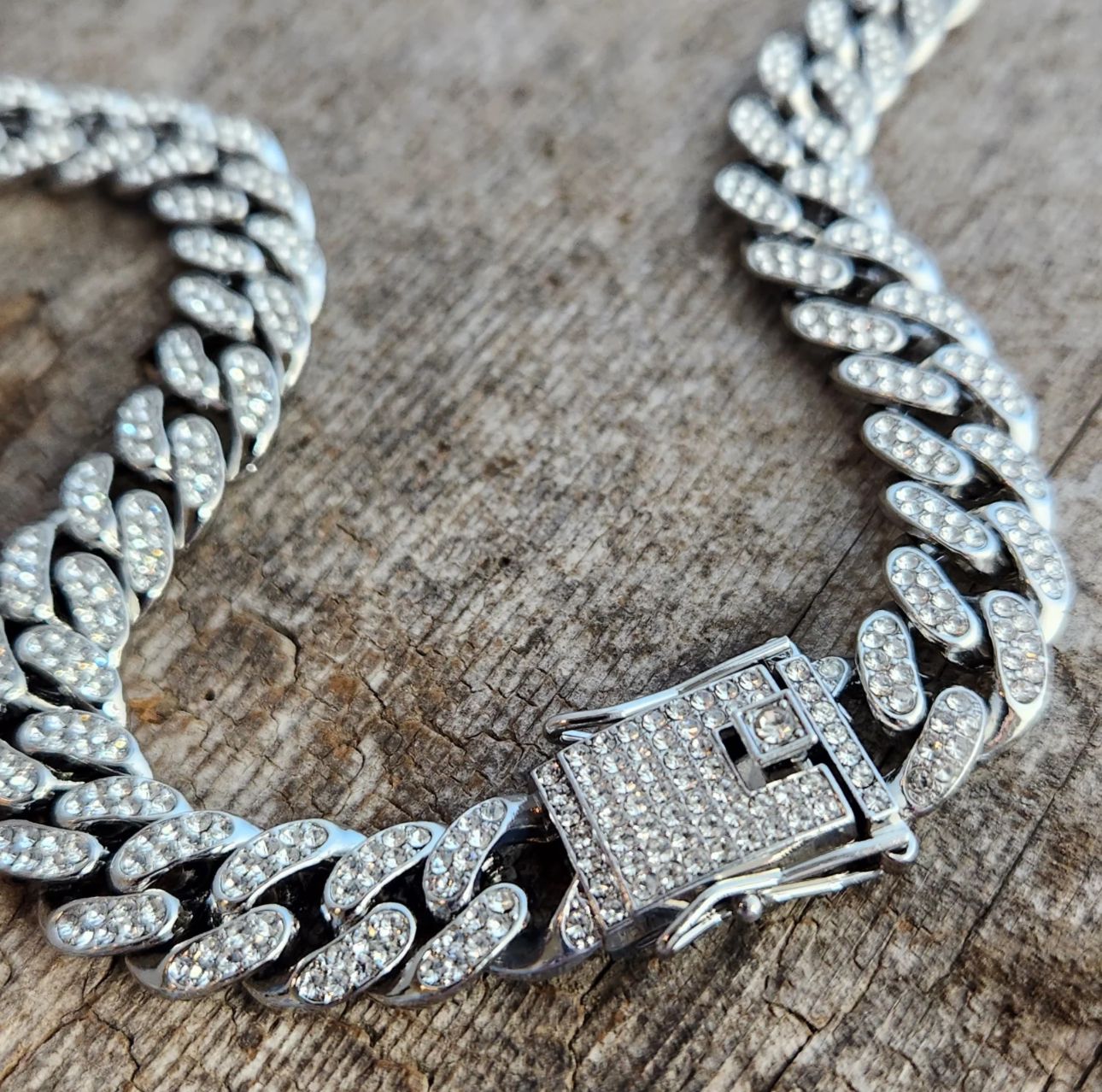 ICED CUBAN CHAIN NECKLACE - WHITE GOLD