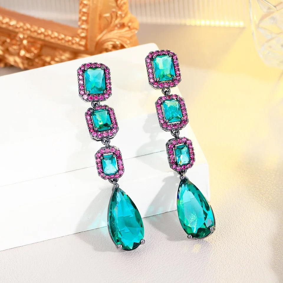 Long Drop Earrings for Women Luxury Jewelry Elegant Wedding Party Accessories Red Green Water Drop Earrings Gift Wife