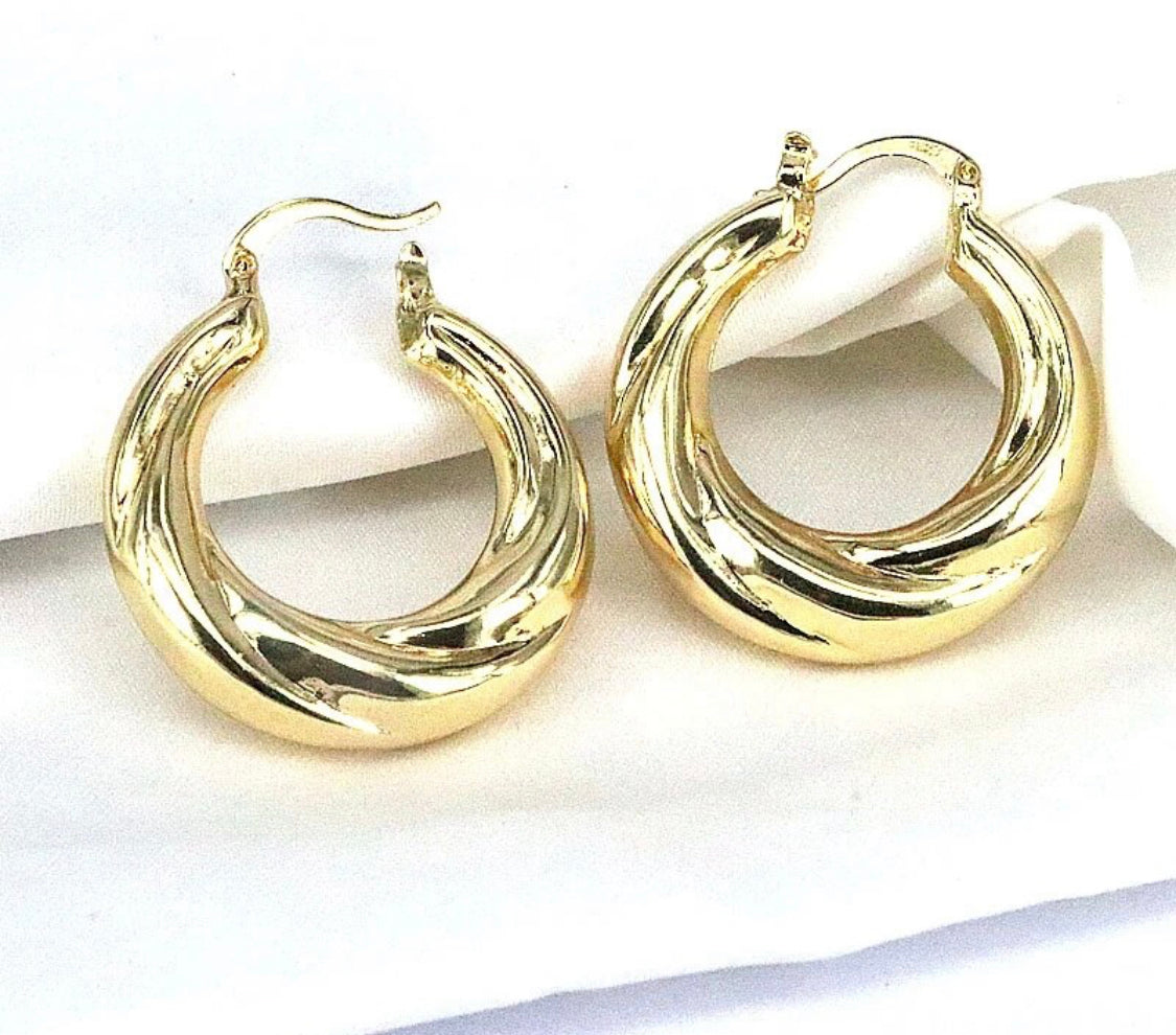 Fashion Simple Gold Plated Hoops Earrings for Women Twist Circle Thick Earrings Statement Jewelry Party Gifts